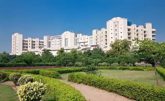 مستشفى إندرابراستا أبولو 7
